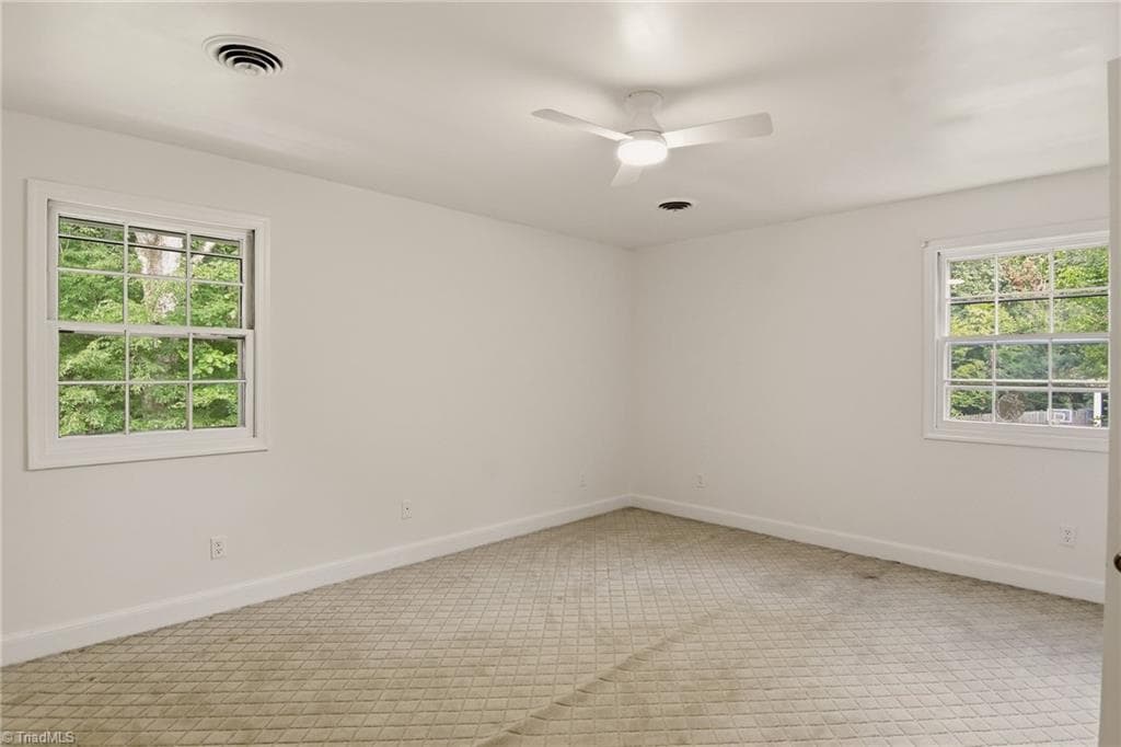 Stick/Site Built at 612 Hertford Road, Winston-Salem NC 27104, Winston-Salem, photo 34 of 48