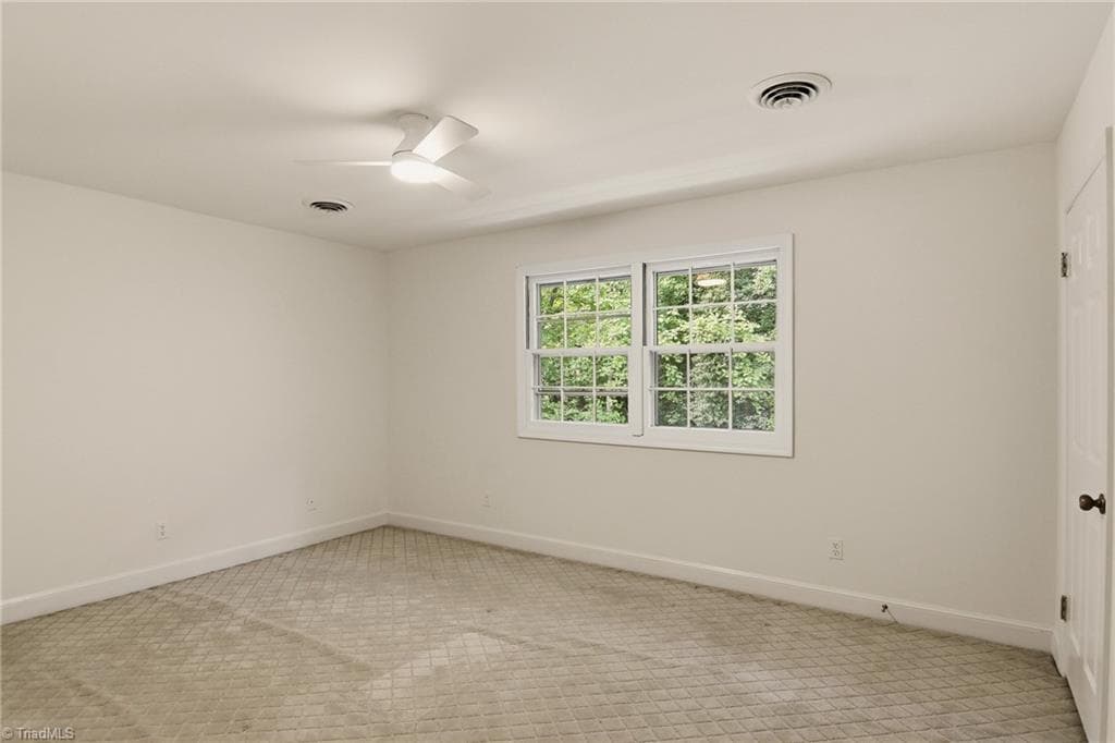 Stick/Site Built at 612 Hertford Road, Winston-Salem NC 27104, Winston-Salem, photo 31 of 48