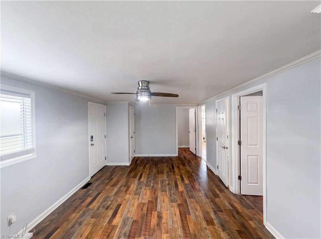 Stick/Site Built at 305 Woodbury Street, High Point NC 27260, photo 6 of 18