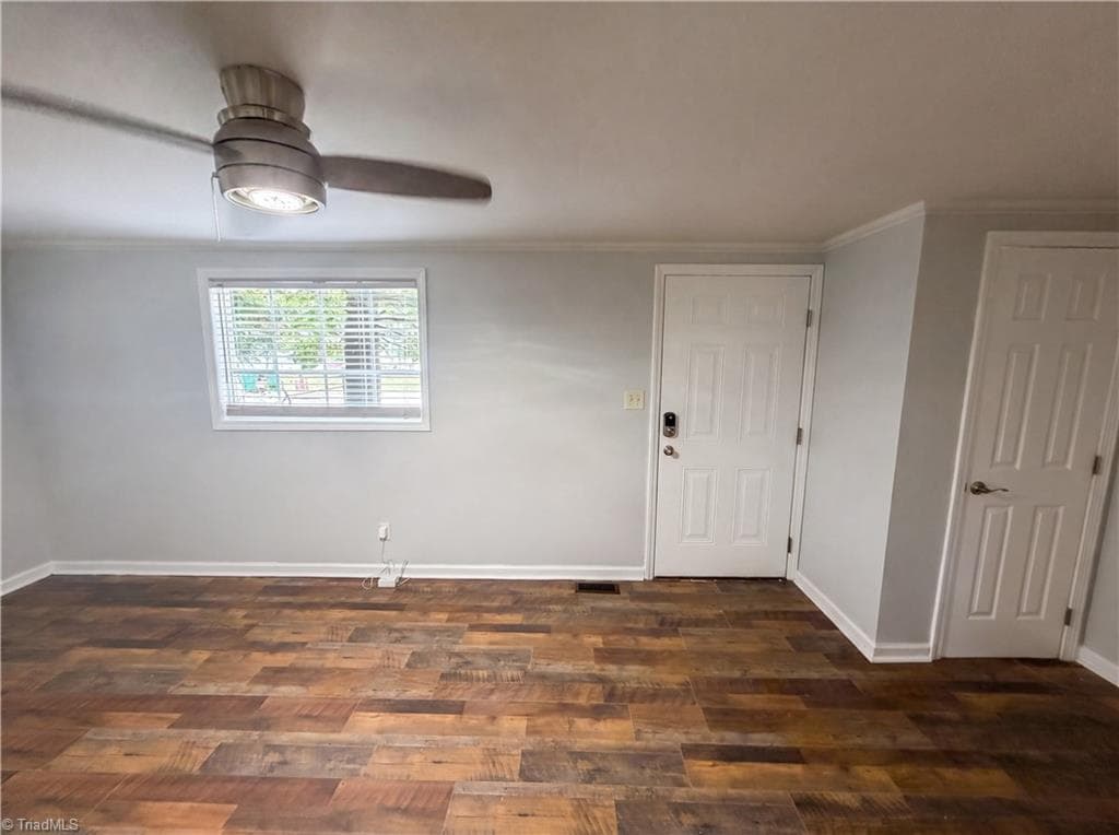 Stick/Site Built at 305 Woodbury Street, High Point NC 27260, photo 7 of 18