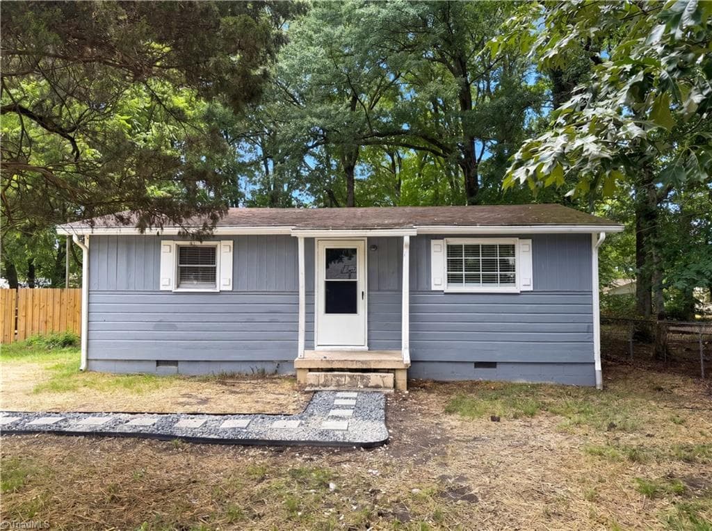 305 Woodbury Street, High Point NC 27260