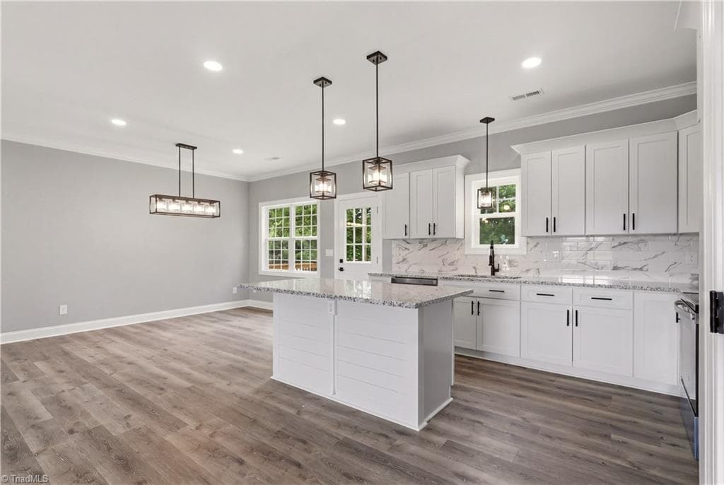 Stick/Site Built at 616 S Elm Street, High Point NC 27260, photo 10 of 27