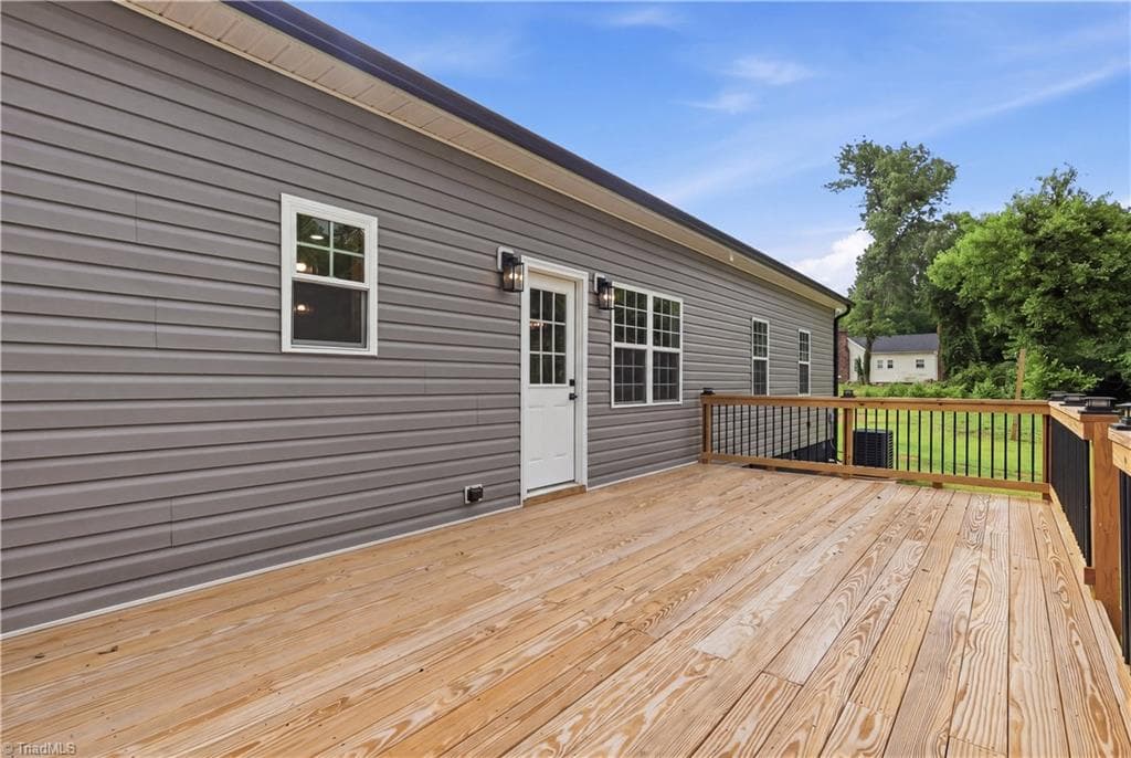 Stick/Site Built at 616 S Elm Street, High Point NC 27260, photo 19 of 27