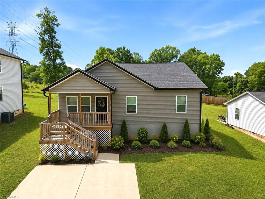 1467 Pollard Avenue, Burlington NC 27217