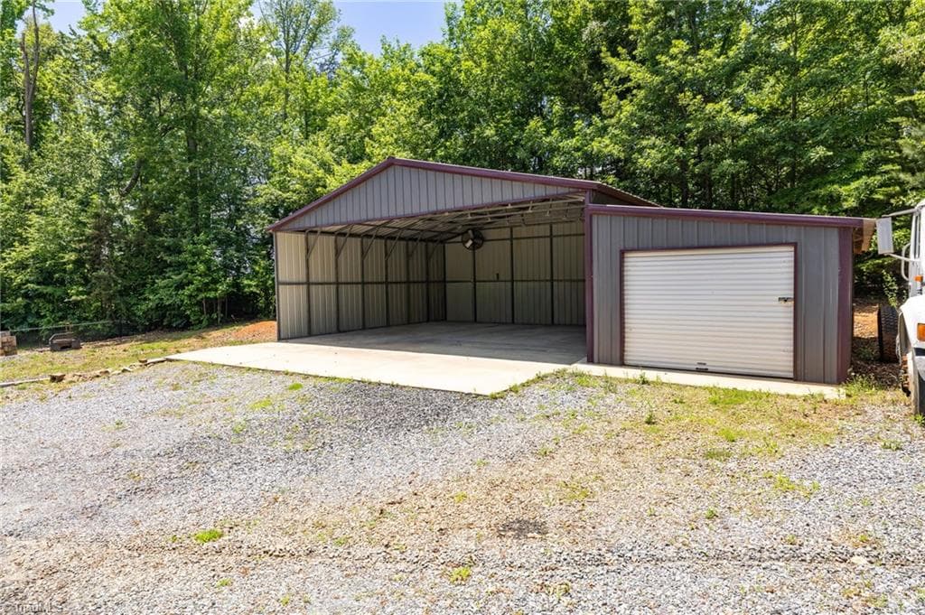 Modular at 1616 Iron Works Road, Reidsville NC 27320, photo 40 of 50