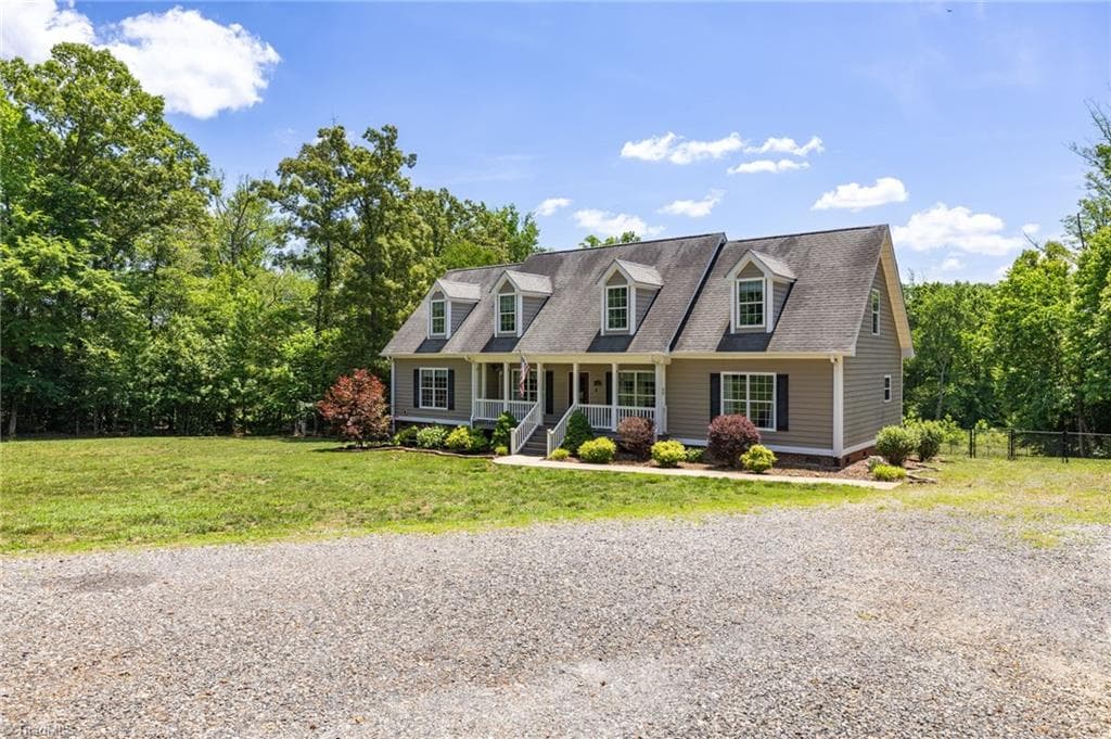 Modular at 1616 Iron Works Road, Reidsville NC 27320, photo 4 of 50