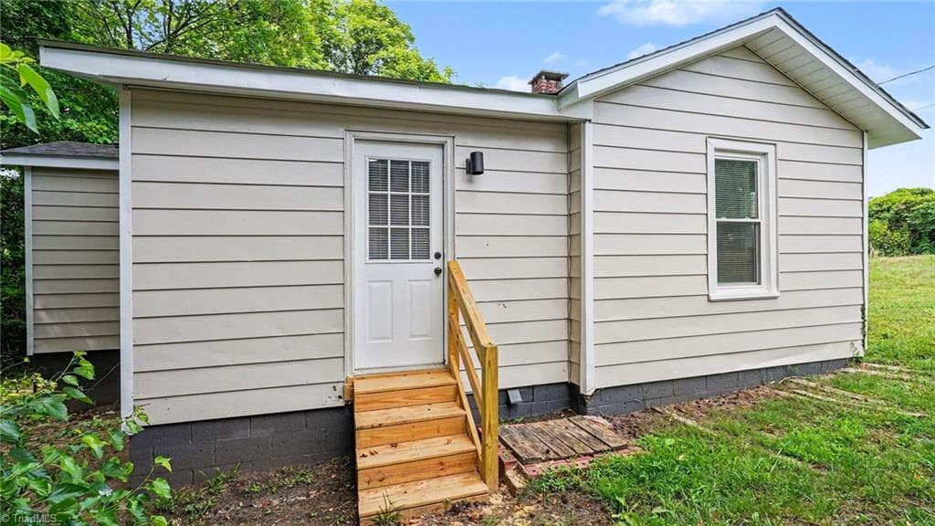 Stick/Site Built at 532 Cranbrook Street, Greensboro NC 27407, photo 5 of 31