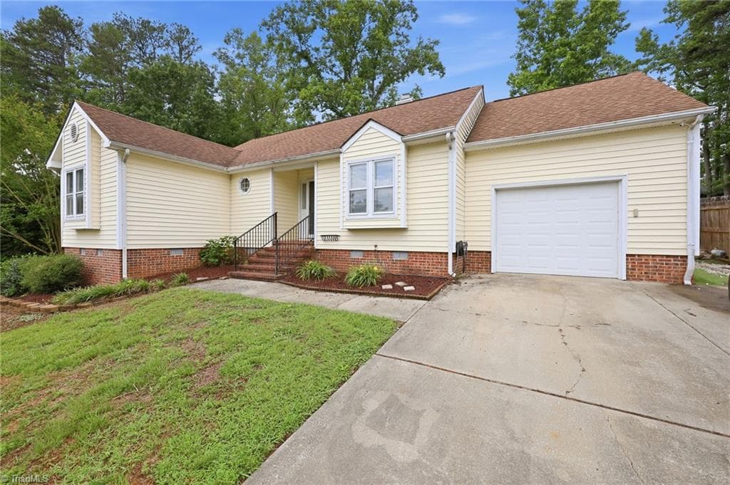 Stick/Site Built at 4032 Sherry Court, Jamestown NC 27282, Jamestown, photo 39 of 44