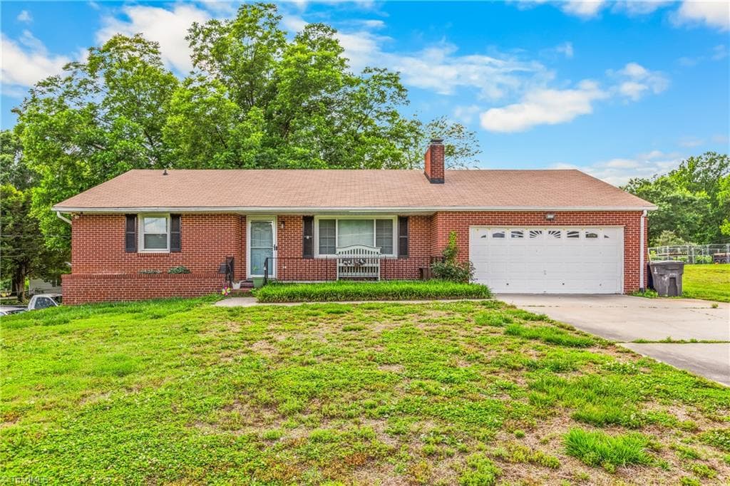 3836 Old Lexington Road, Winston-Salem NC 27107