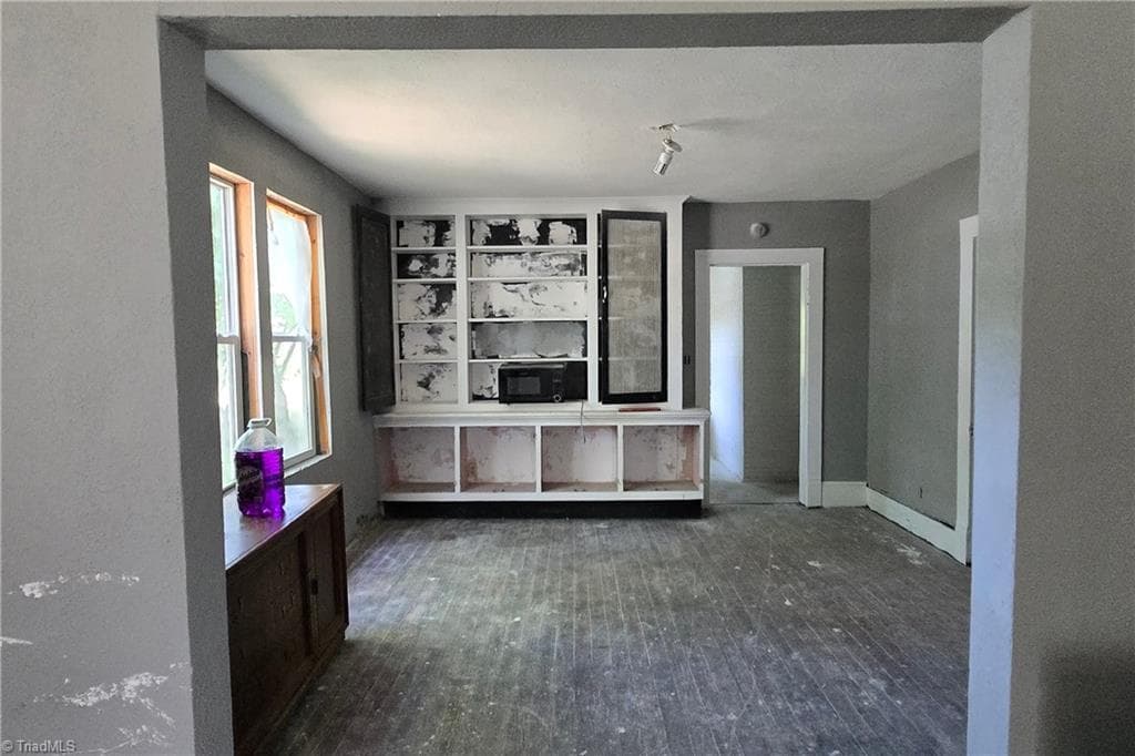 Stick/Site Built at 312 Culbreth Avenue, Thomasville NC 27360, photo 4 of 9