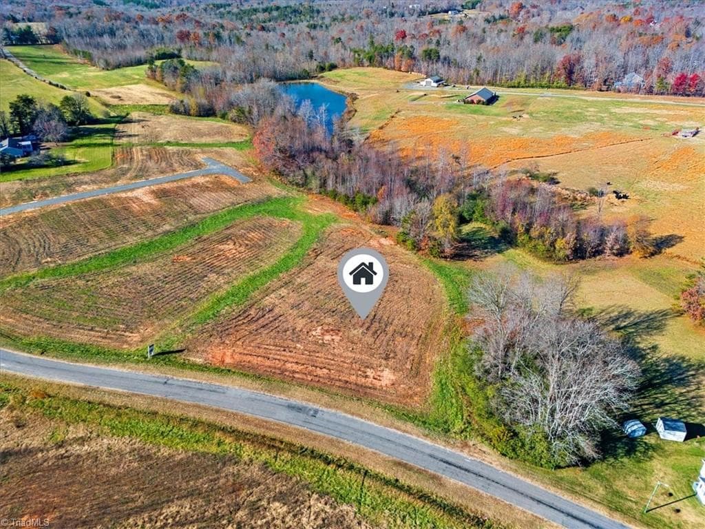 Single Family Residence at 131 Pearson Farm Road, Summerfield NC 27358, photo 12 of 14