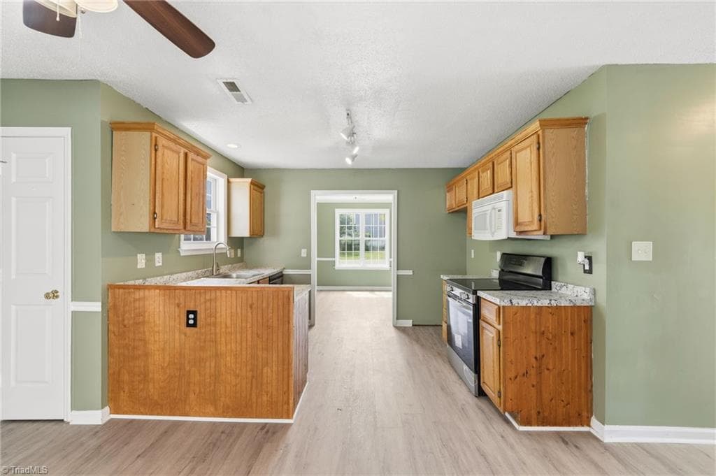 Stick/Site Built at 3650 Single Leaf Court, High Point NC 27265, photo 11 of 50