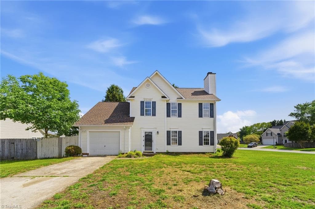 Stick/Site Built at 3650 Single Leaf Court, High Point NC 27265, photo 4 of 50