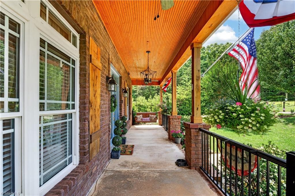 Stick/Site Built at 4630 Fern Creek Drive, Tobaccoville NC 27050, photo 5 of 37