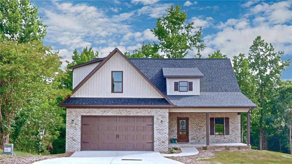 108 Sprucewood Court, Archdale NC 27263
