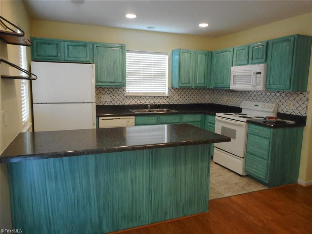 Stick/Site Built at 4339 Carlys Way, Greensboro NC 27410, photo 4 of 25