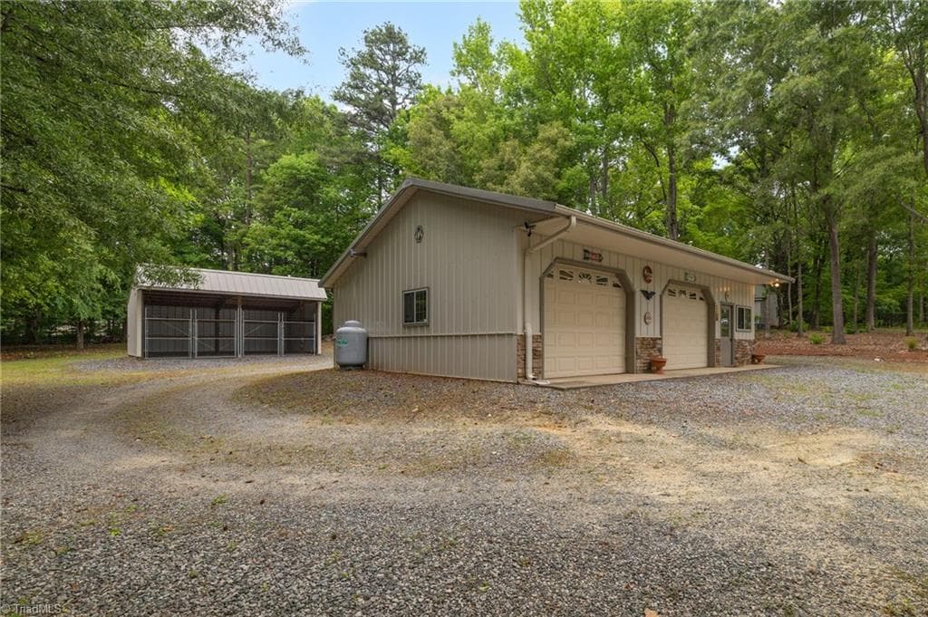 Stick/Site Built at 104 Willowbrook Drive, Thomasville NC 27360, photo 42 of 50