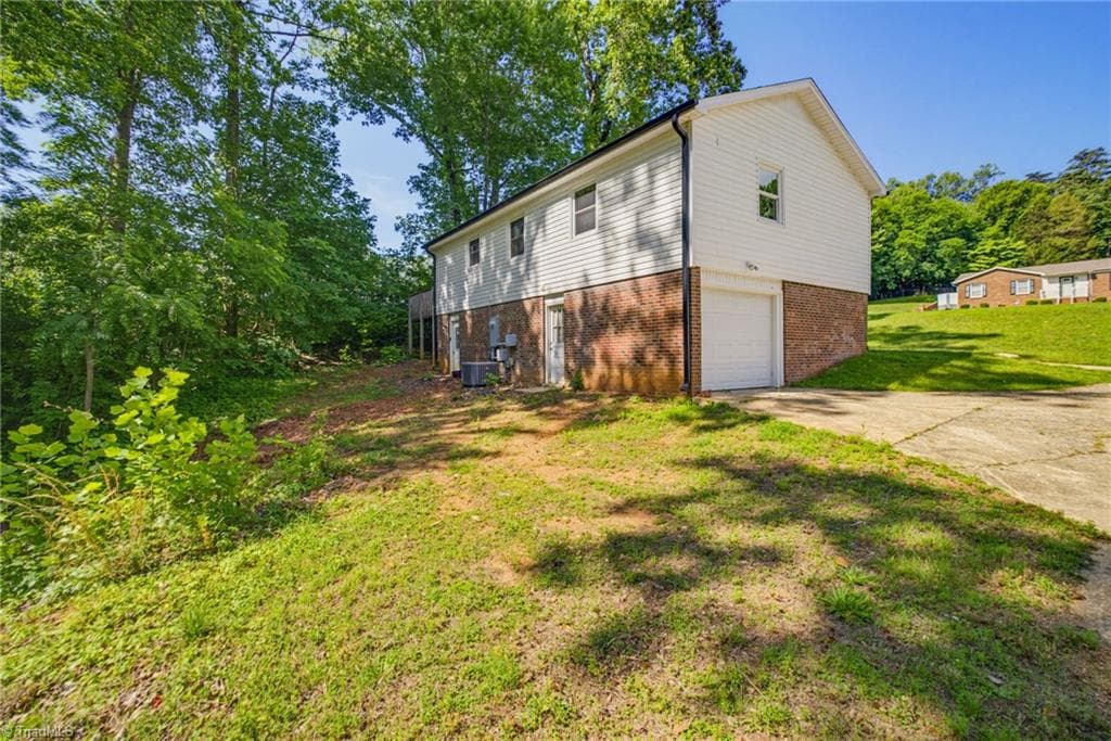 Stick/Site Built at 821 Prince Edward Road, Kernersville NC 27284, photo 30 of 30