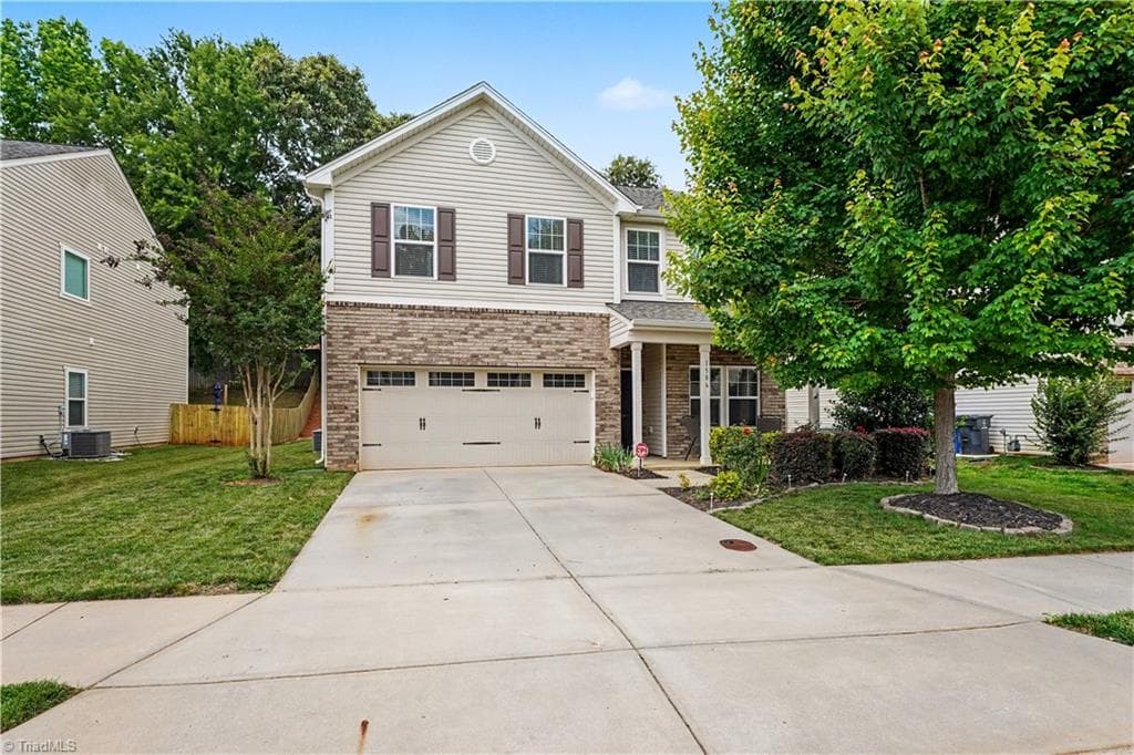 Stick/Site Built at 1586 Running Deer Drive, Kernersville NC 27284, photo 6 of 34