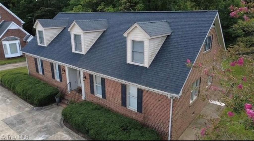 Office at 1315 Freeway Drive, Reidsville NC 27320, photo 2 of 31