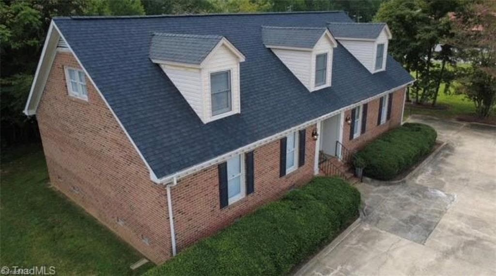 1315 Freeway Drive, Reidsville NC 27320