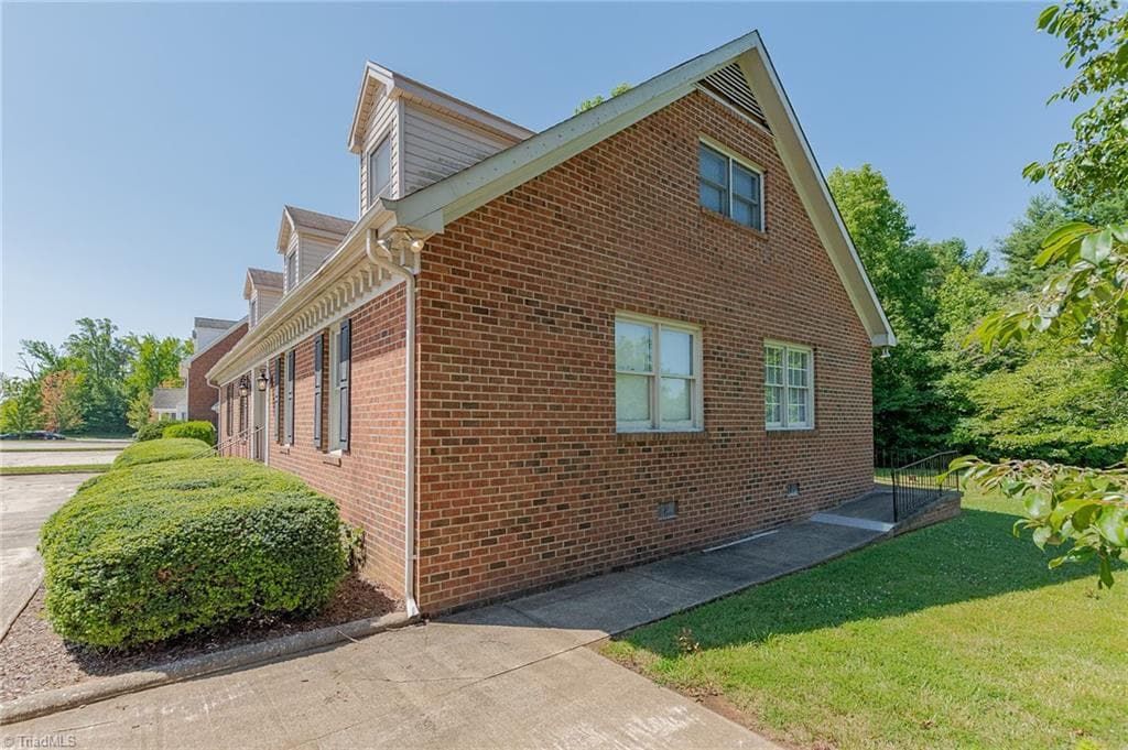Office at 1315 Freeway Drive, Reidsville NC 27320, photo 4 of 31
