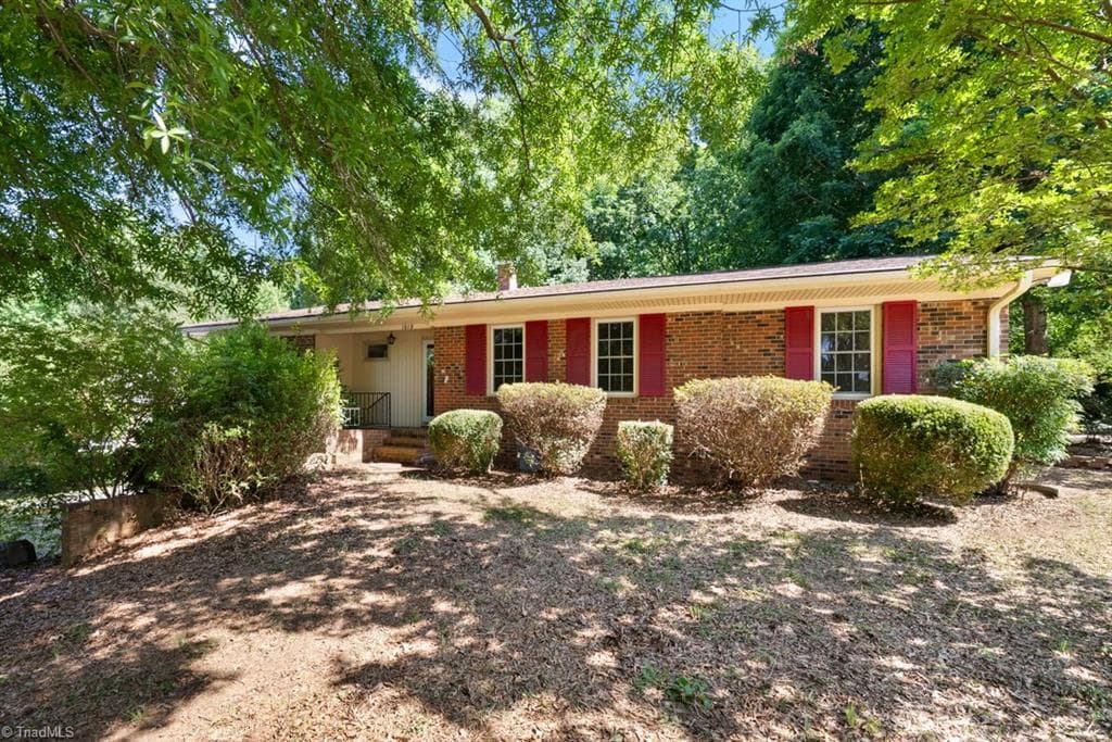 1019 Garden Court, Burlington NC 27215