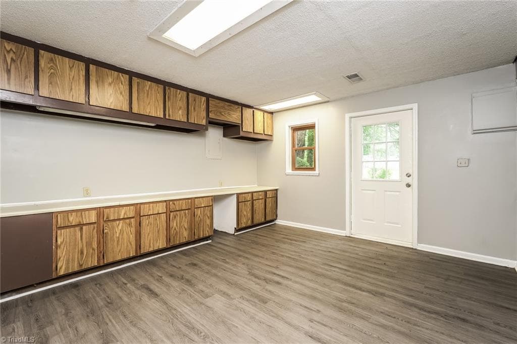 Stick/Site Built at 4290 Mashie Drive, Pfafftown NC 27040, Pfafftown, photo 8 of 15
