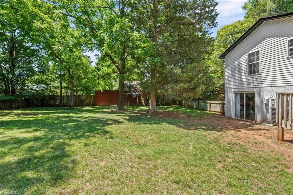 Stick/Site Built at 1111 5th Avenue, Lexington NC 27295, photo 6 of 35