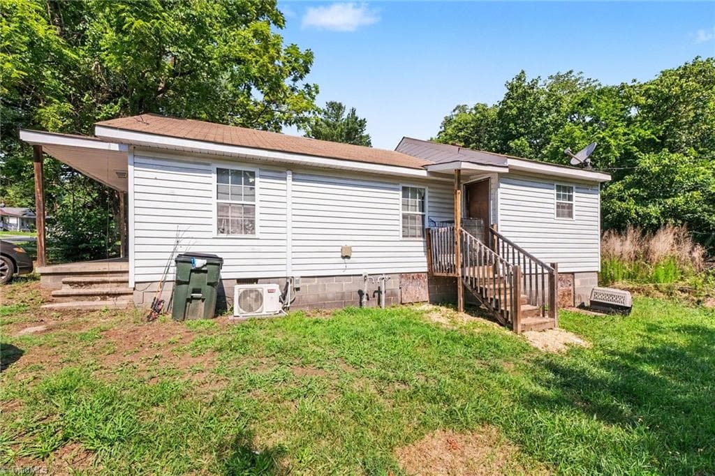 Stick/Site Built at 347 Foster Street, Burlington NC 27217, Burlington, photo 3 of 18