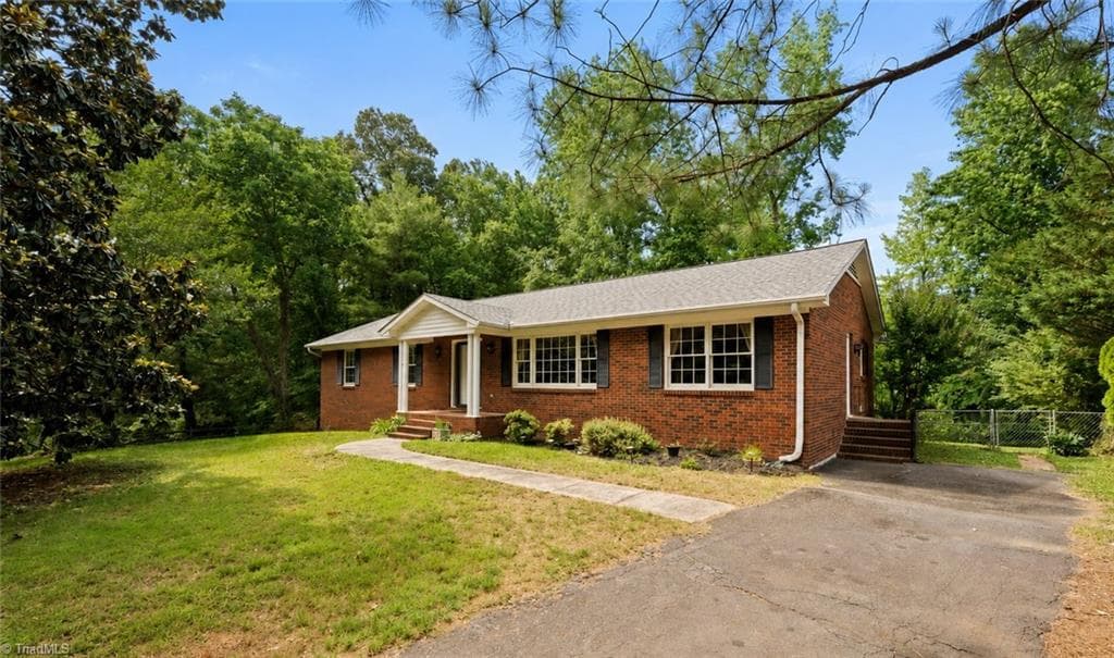 4095 Havenwood Drive, Winston-Salem NC 27106