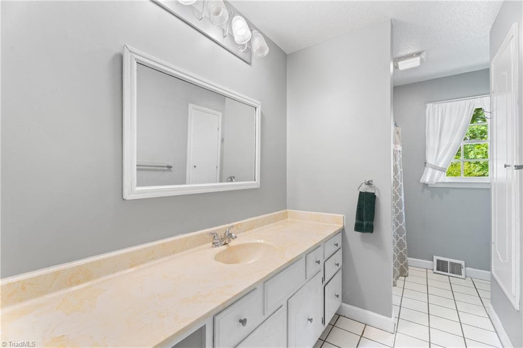 Stick/Site Built at 4095 Havenwood Drive, Winston-Salem NC 27106, Winston-Salem, photo 21 of 33