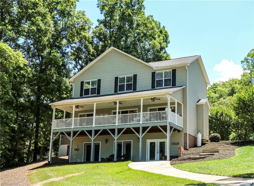 794 Riverwood Drive, Lexington NC 27292