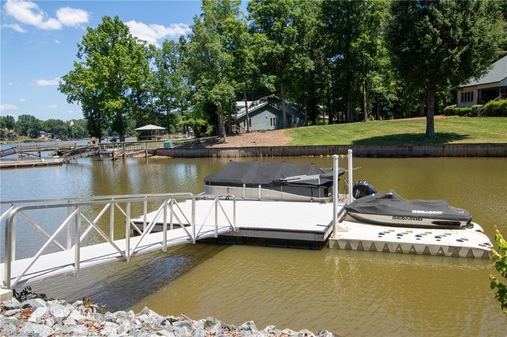 Stick/Site Built at 794 Riverwood Drive, Lexington NC 27292, Lexington, photo 4 of 40