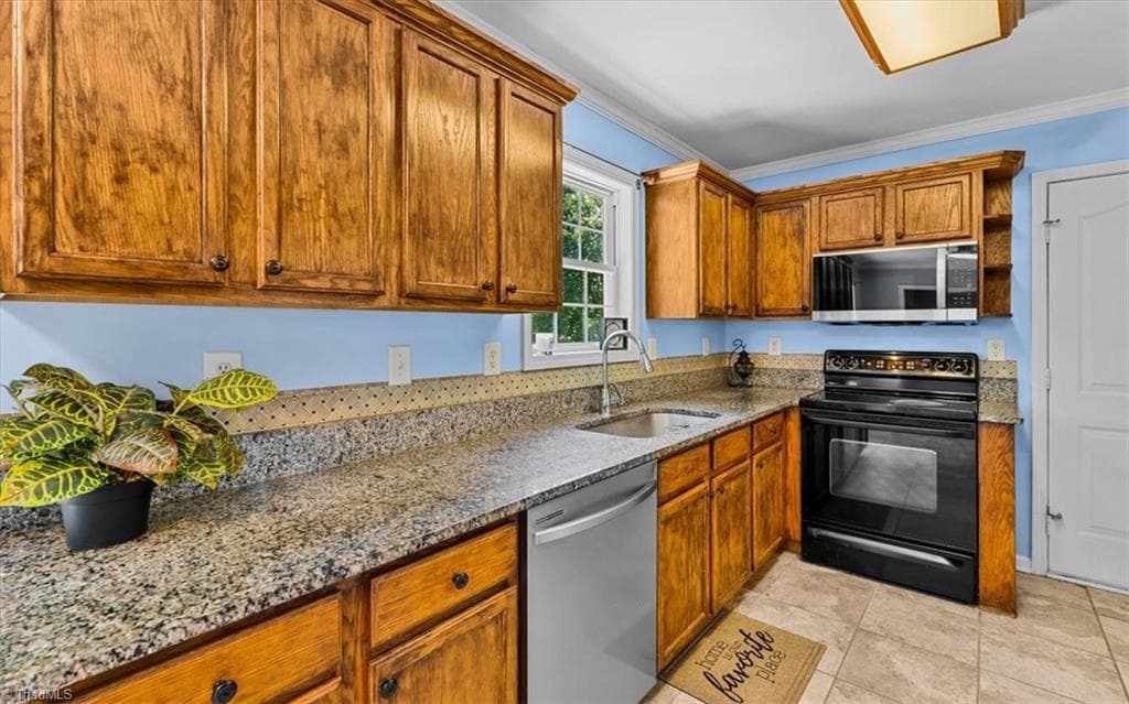 Stick/Site Built at 181 Stonehaven Court, Reidsville NC 27320, photo 16 of 45