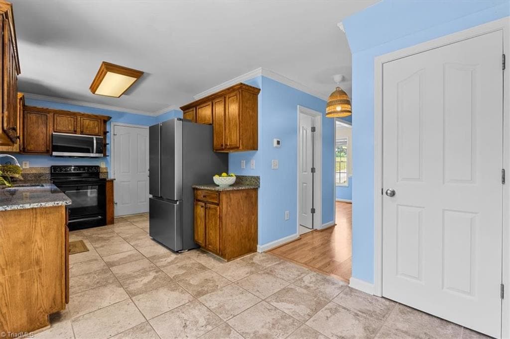 Stick/Site Built at 181 Stonehaven Court, Reidsville NC 27320, photo 12 of 45