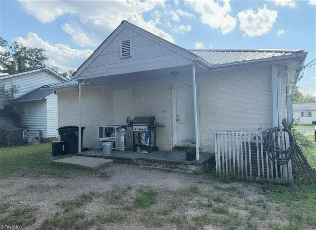 Stick/Site Built at 303 Aycock Street, Thomasville NC 27360, Thomasville, photo 10 of 11