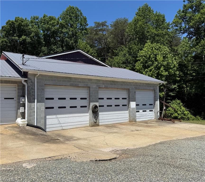 1628 NC Highway 22 S, Ramseur NC 27316