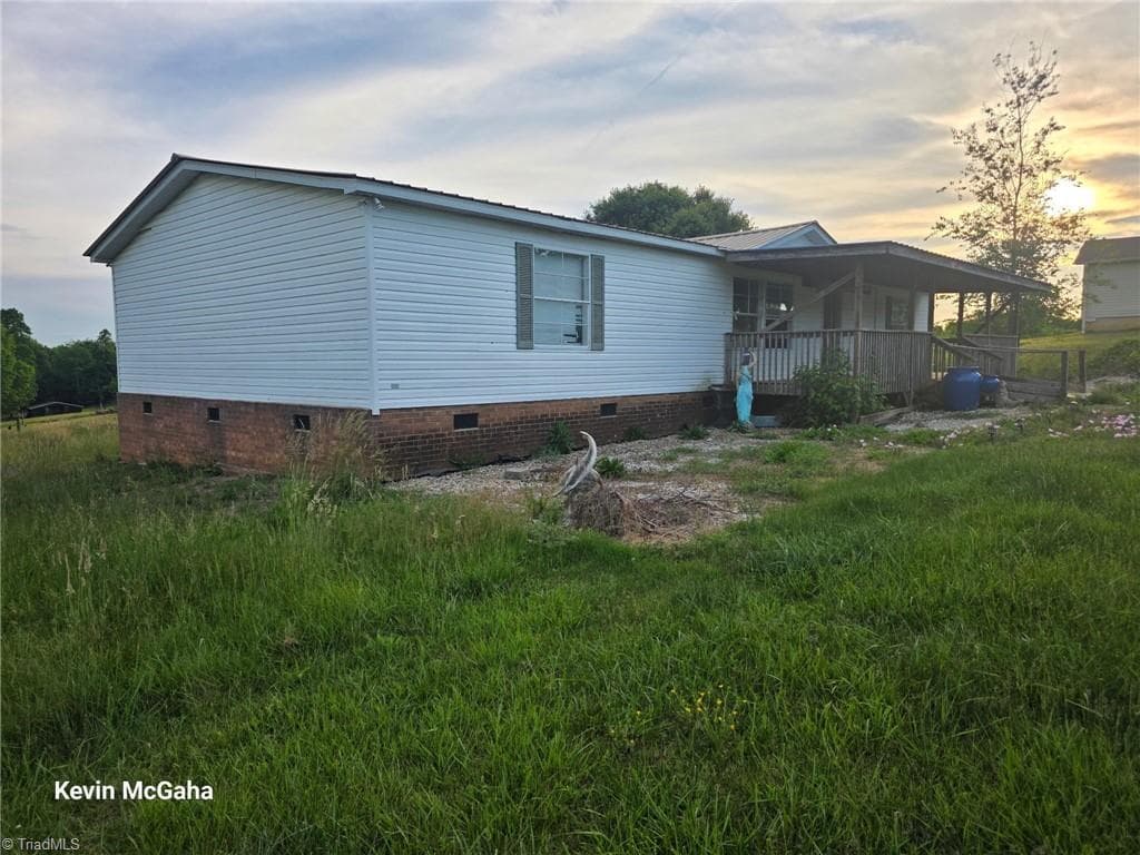 Manufactured Home at 1940 Turkey Ford Road, Mount Airy NC 27030, Mount Airy, photo 3 of 6