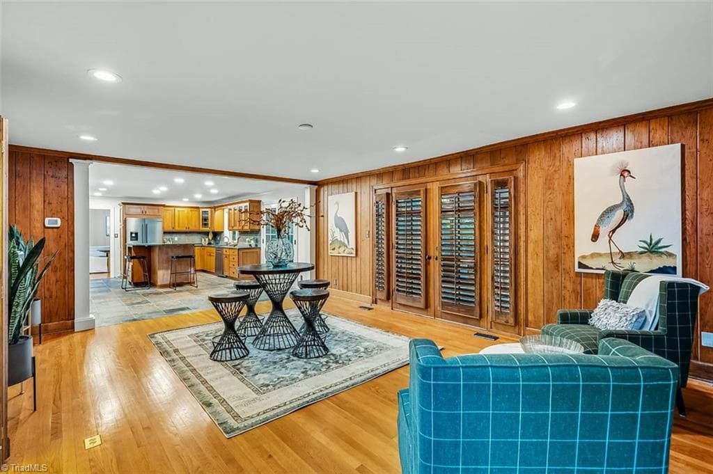 Stick/Site Built at 52 Dogwood Acres Drive, Chapel Hill NC 27516, Chapel Hill, photo 29 of 92