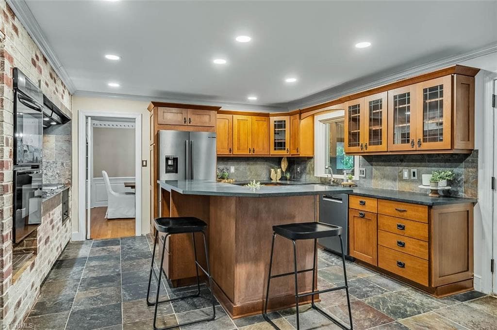 Stick/Site Built at 52 Dogwood Acres Drive, Chapel Hill NC 27516, Chapel Hill, photo 21 of 92