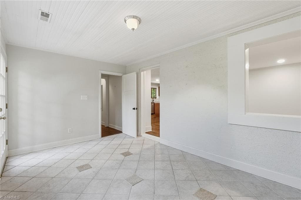 Stick/Site Built at 1920 Robinhood Road, Winston-Salem NC 27104, Winston-Salem, photo 17 of 36