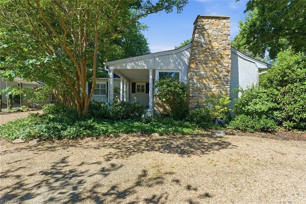 Stick/Site Built at 1920 Robinhood Road, Winston-Salem NC 27104, Winston-Salem, photo 3 of 36