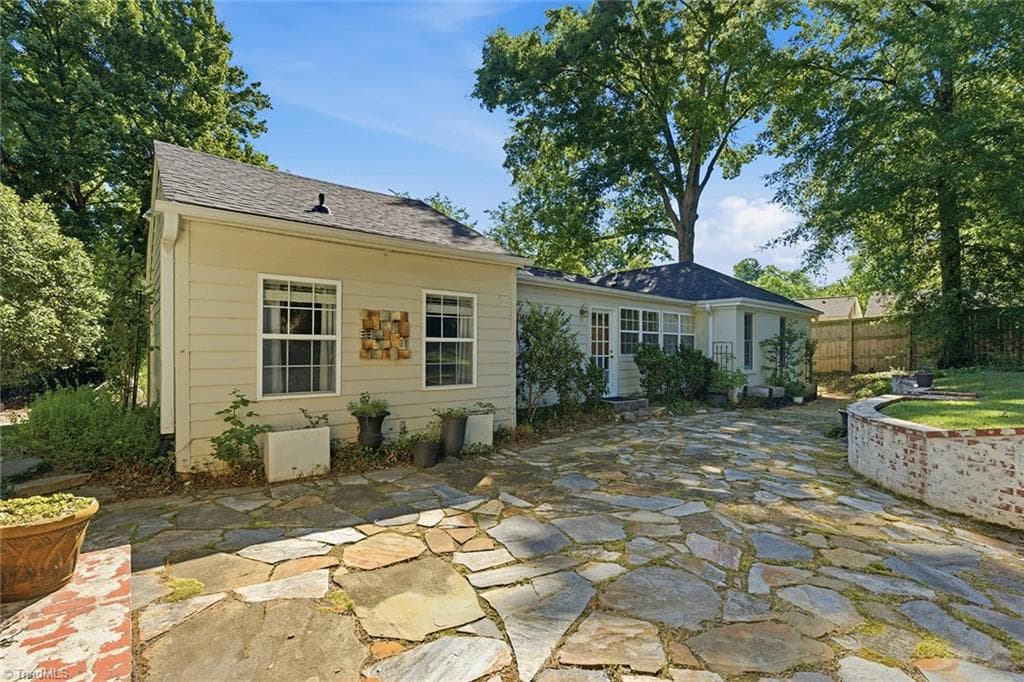 Stick/Site Built at 1920 Robinhood Road, Winston-Salem NC 27104, Winston-Salem, photo 32 of 36