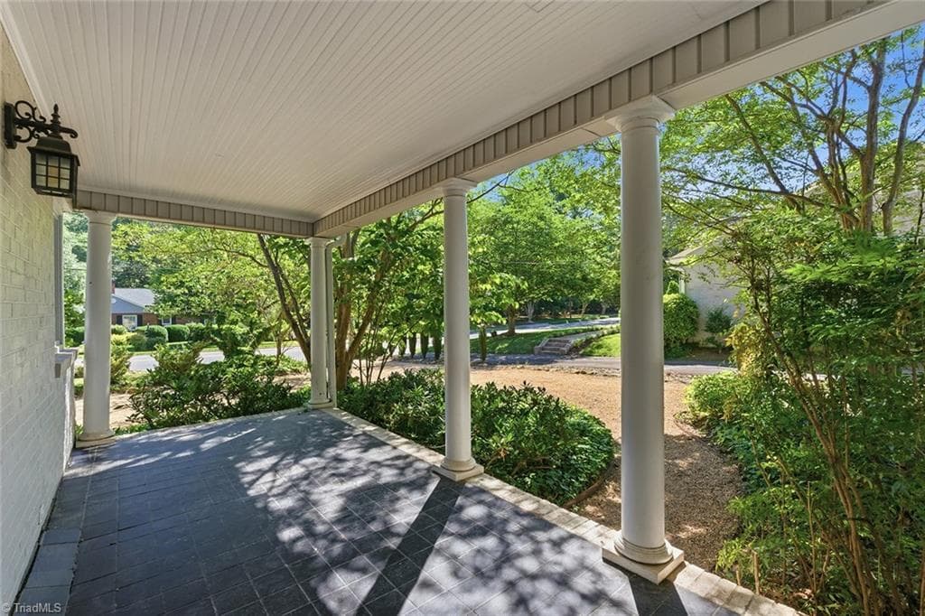Stick/Site Built at 1920 Robinhood Road, Winston-Salem NC 27104, Winston-Salem, photo 5 of 36