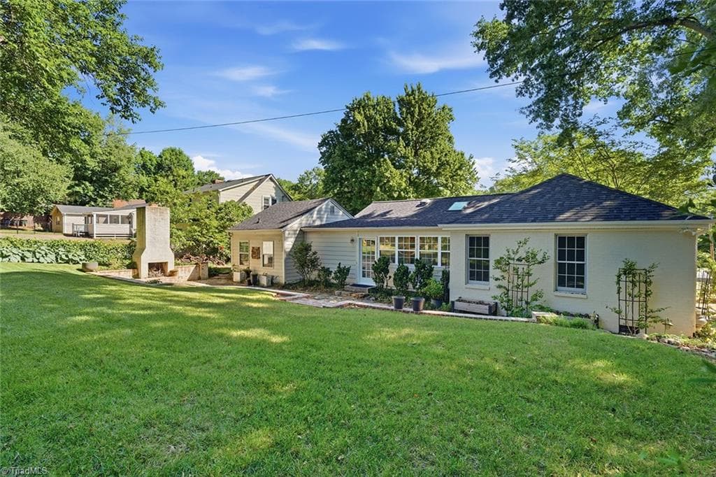 Stick/Site Built at 1920 Robinhood Road, Winston-Salem NC 27104, Winston-Salem, photo 34 of 36