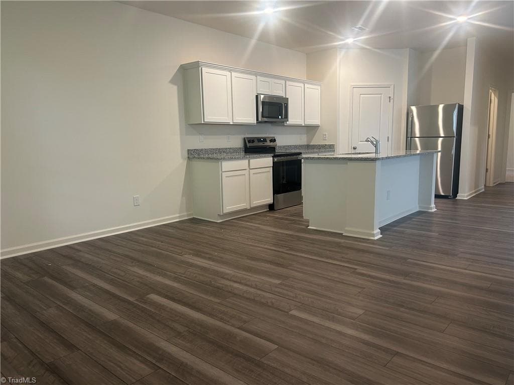 Stick/Site Built at 855 Hanford Landing Drive, Graham NC 27253, photo 7 of 12