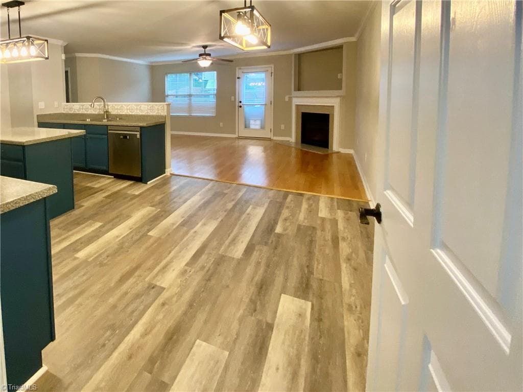 Stick/Site Built at 4556 Westhill Place, Kernersville NC 27284, photo 5 of 44