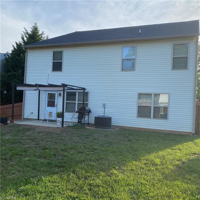 Stick/Site Built at 4556 Westhill Place, Kernersville NC 27284, photo 38 of 44