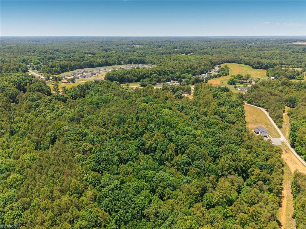 Single Family Residence at 102 Hawks Road, King NC 27021, photo 19 of 20